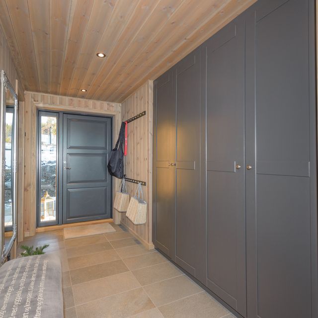 Entrance furniture