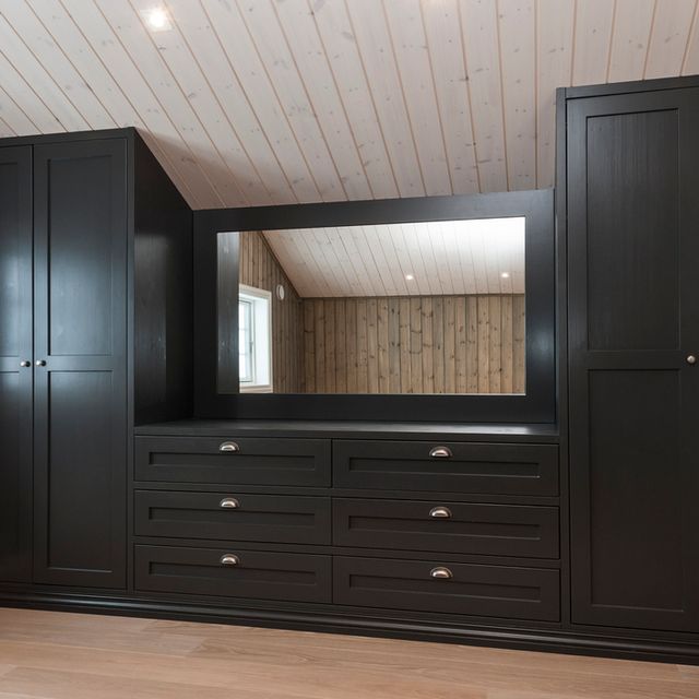 Entrance furniture
