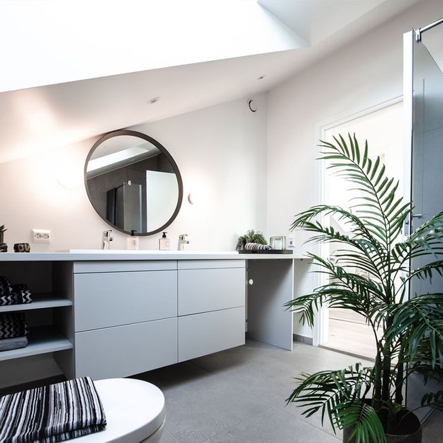 Bathroom furniture
