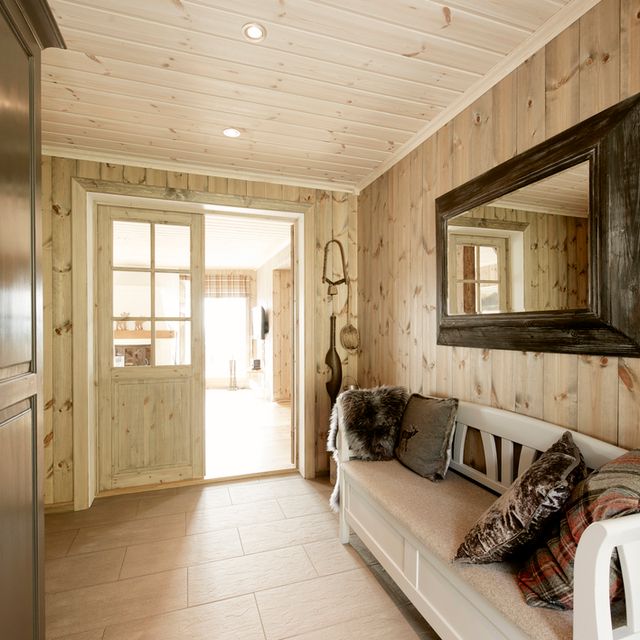 Entrance furniture